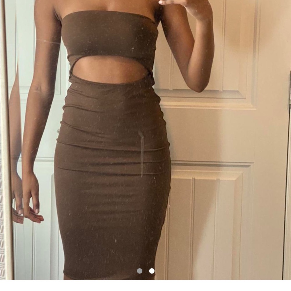 BROWN MIDI DRESS YOU CAN WEAR TWO
WAYS WITH OR WITHOUT TURTLENECK